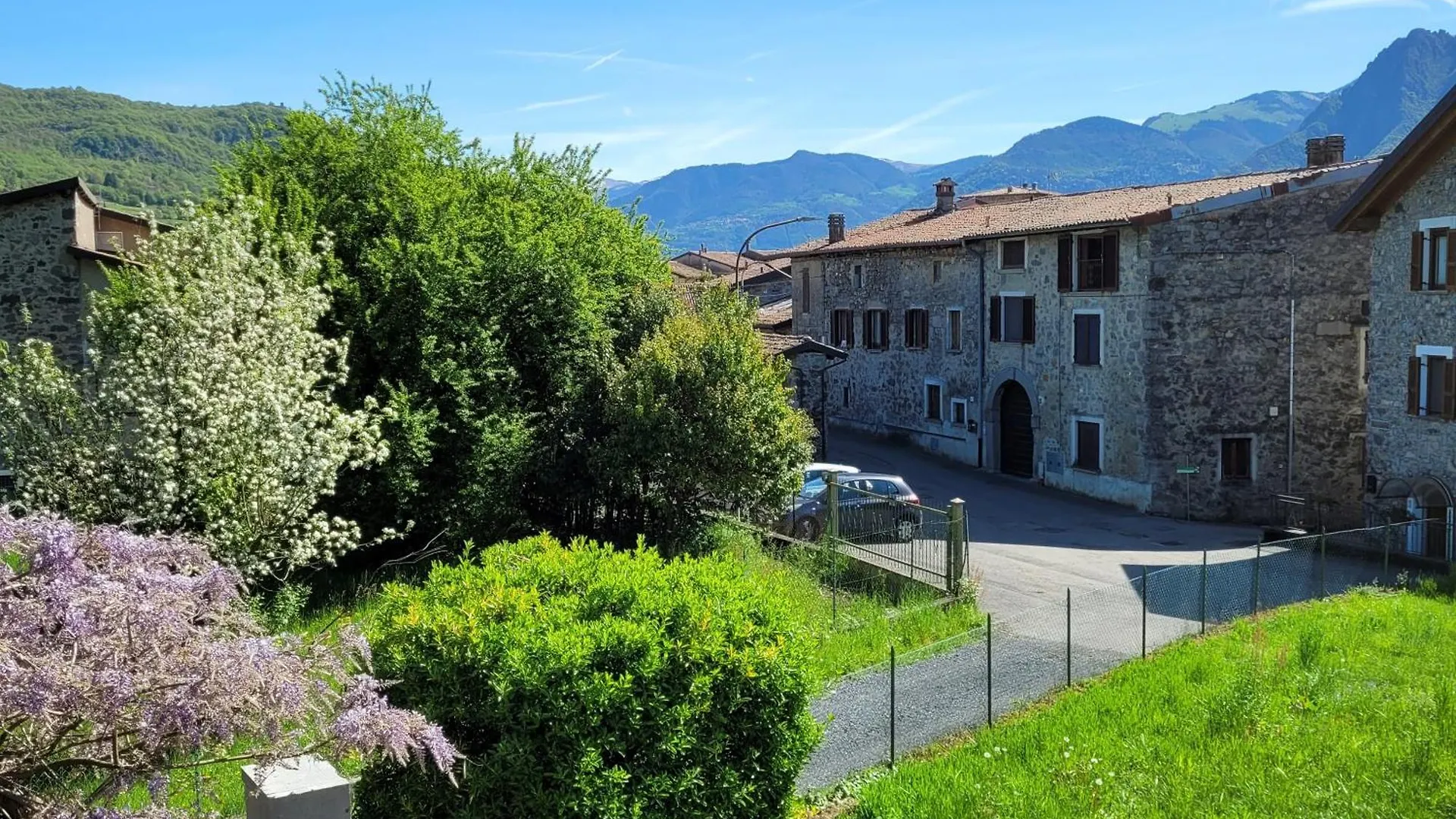 Garden Relais Mountain Lake Iseo Hospitality Solto Collina 別荘